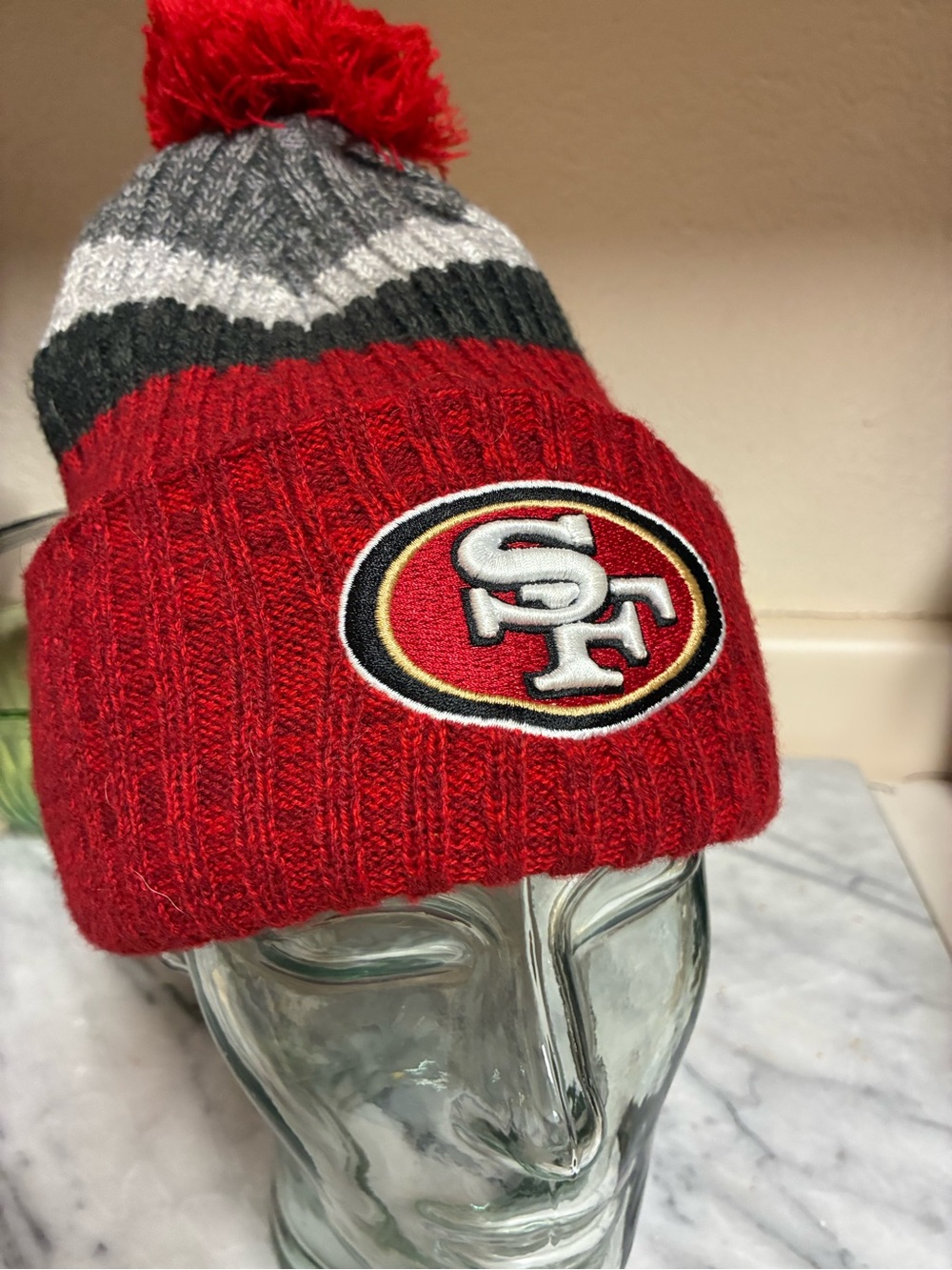 San Francisco 49ers Red Knit Pom Beanie